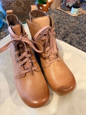 Dansko Sigourney Lace-Up Ankle Boots, Size 39